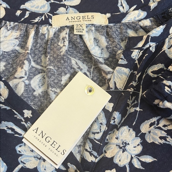 Angels Blouse - Picture 6 of 6